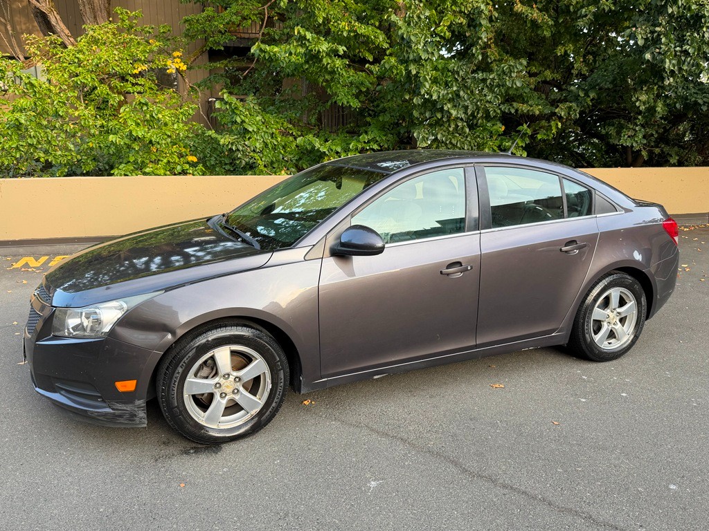 2011 Chevrolet Cruze 2LT