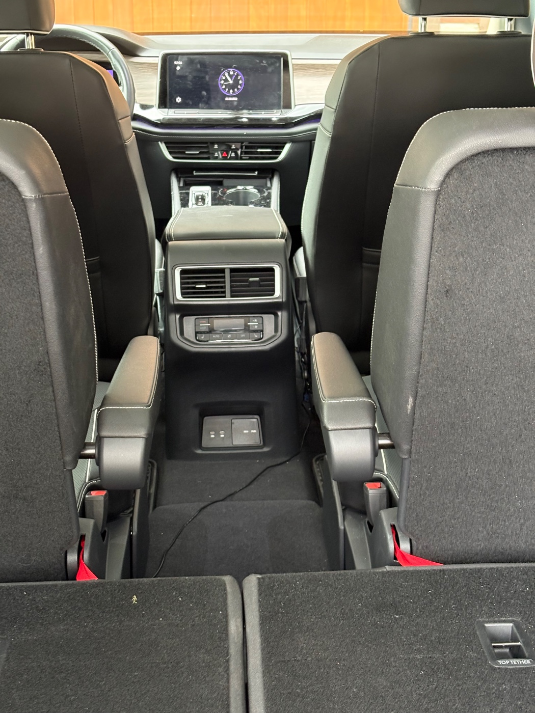 2025 Volkswagen Atlas Execline