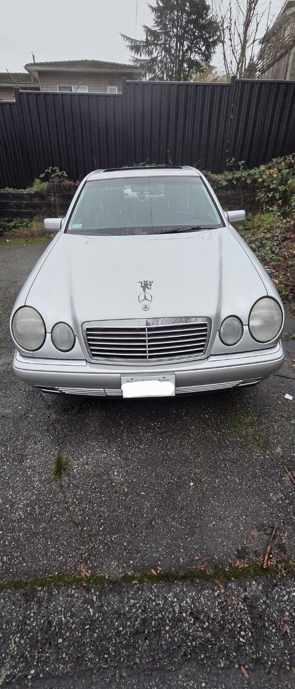 1999 Mercedes-Benz E-Class E320