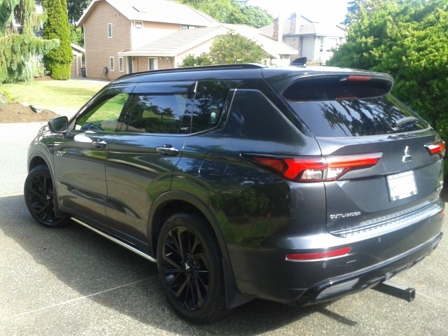 2024 Mitsubishi Outlander PHEV GT