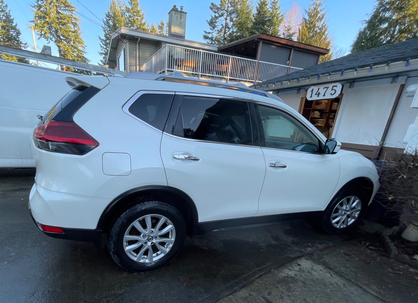 2018 Nissan Rogue SV