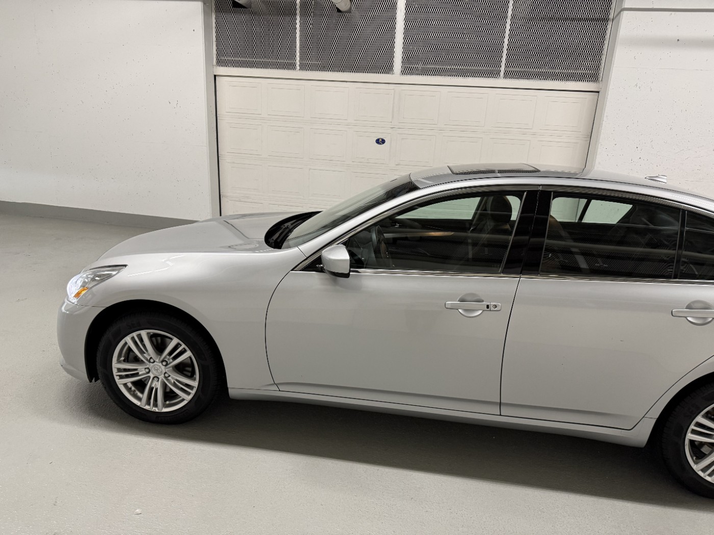 2010 Infiniti G37 Base