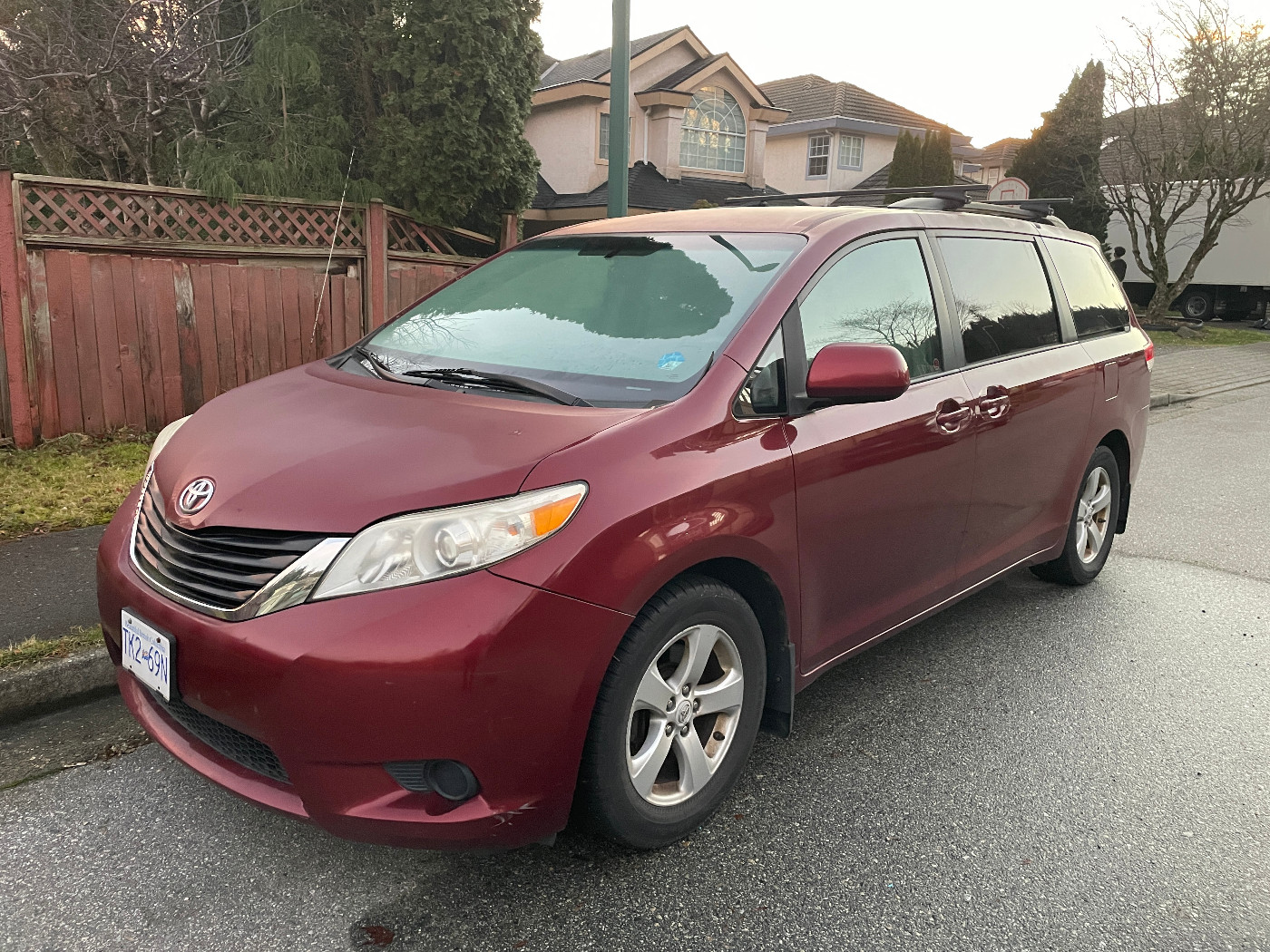 2011 Toyota Sienna LE